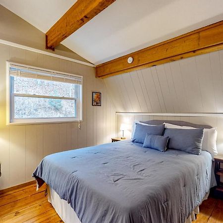 Bryson Chalet Брайсон-Сити Экстерьер фото
