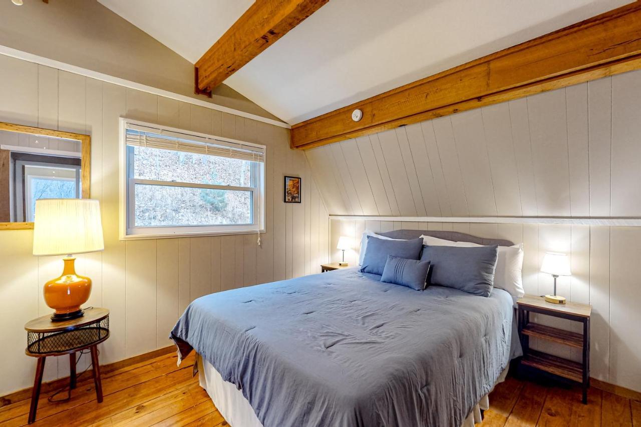 Bryson Chalet Брайсон-Сити Экстерьер фото